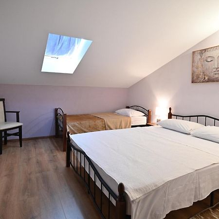 Hotel Agnanti Unique Hospitality 卡斯托里亚 外观 照片