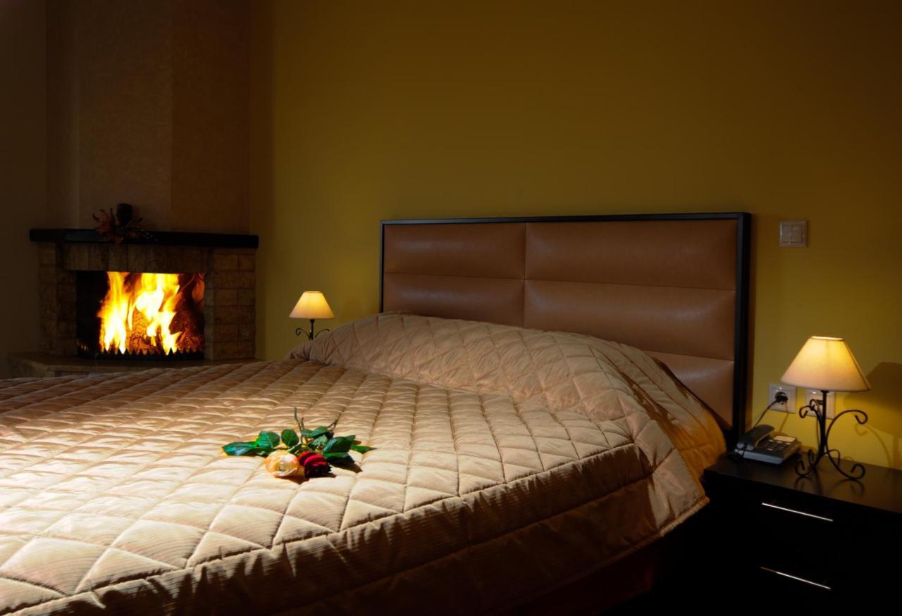 Hotel Agnanti Unique Hospitality 卡斯托里亚 外观 照片