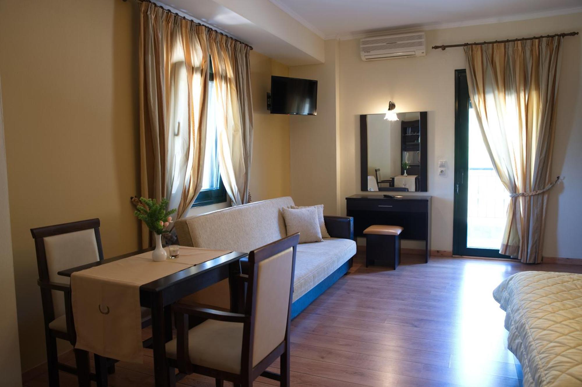 Hotel Agnanti Unique Hospitality 卡斯托里亚 外观 照片