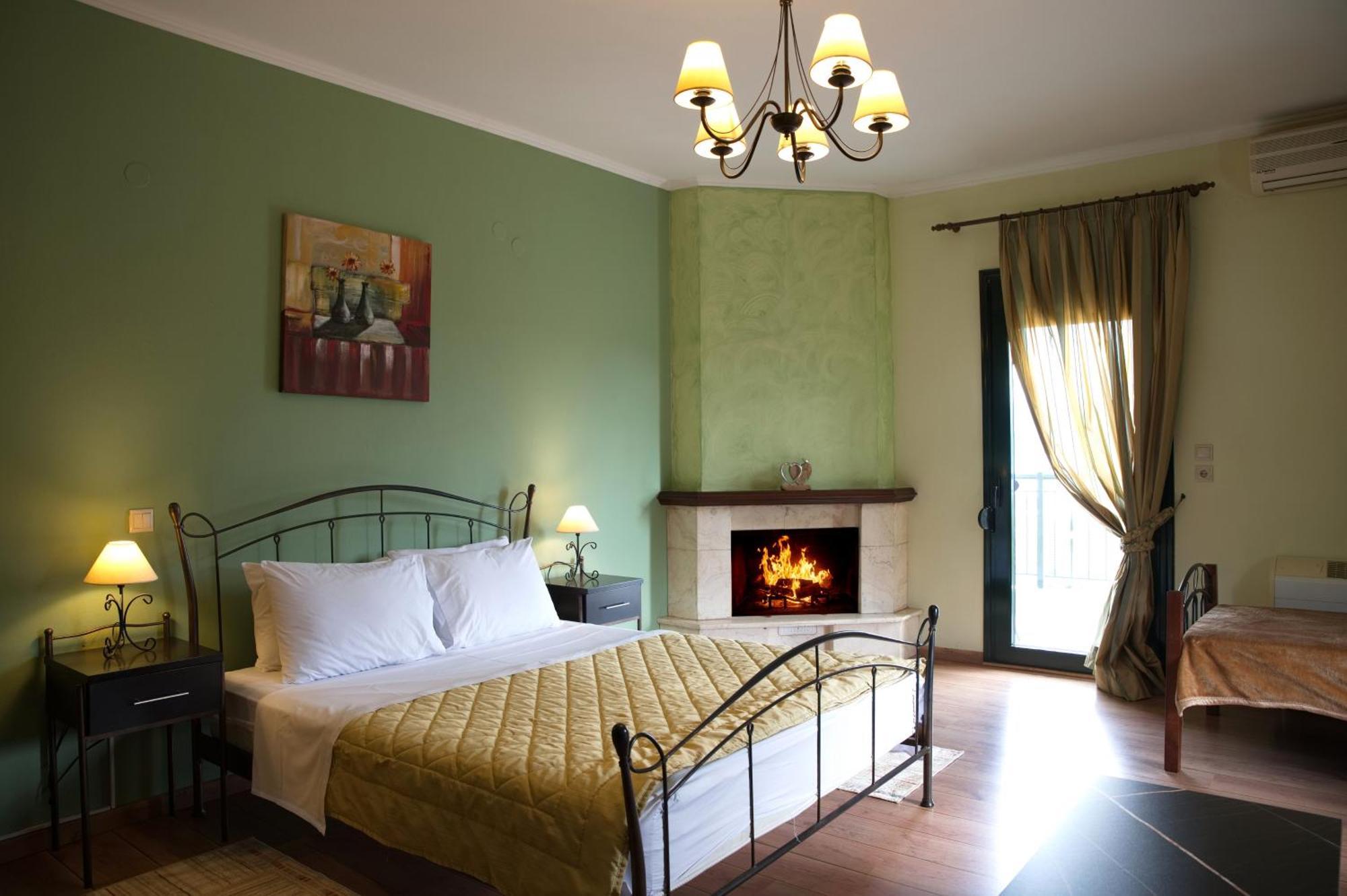 Hotel Agnanti Unique Hospitality 卡斯托里亚 外观 照片