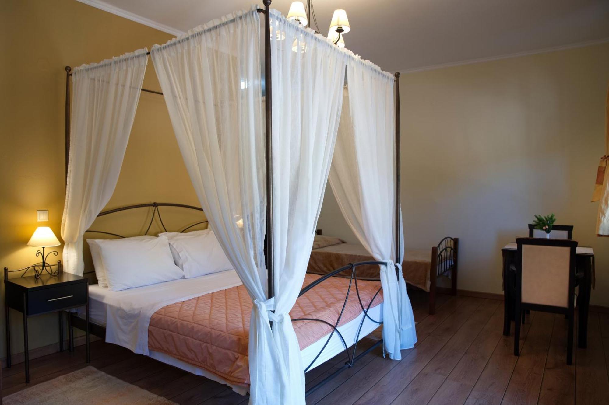 Hotel Agnanti Unique Hospitality 卡斯托里亚 外观 照片