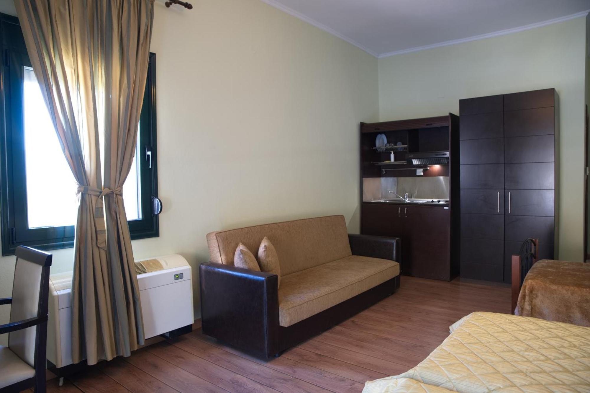 Hotel Agnanti Unique Hospitality 卡斯托里亚 外观 照片
