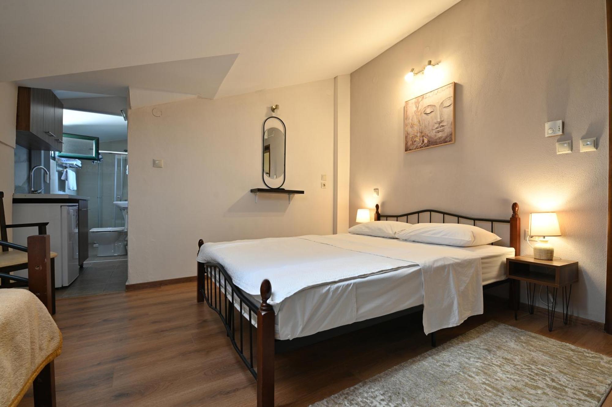 Hotel Agnanti Unique Hospitality 卡斯托里亚 外观 照片
