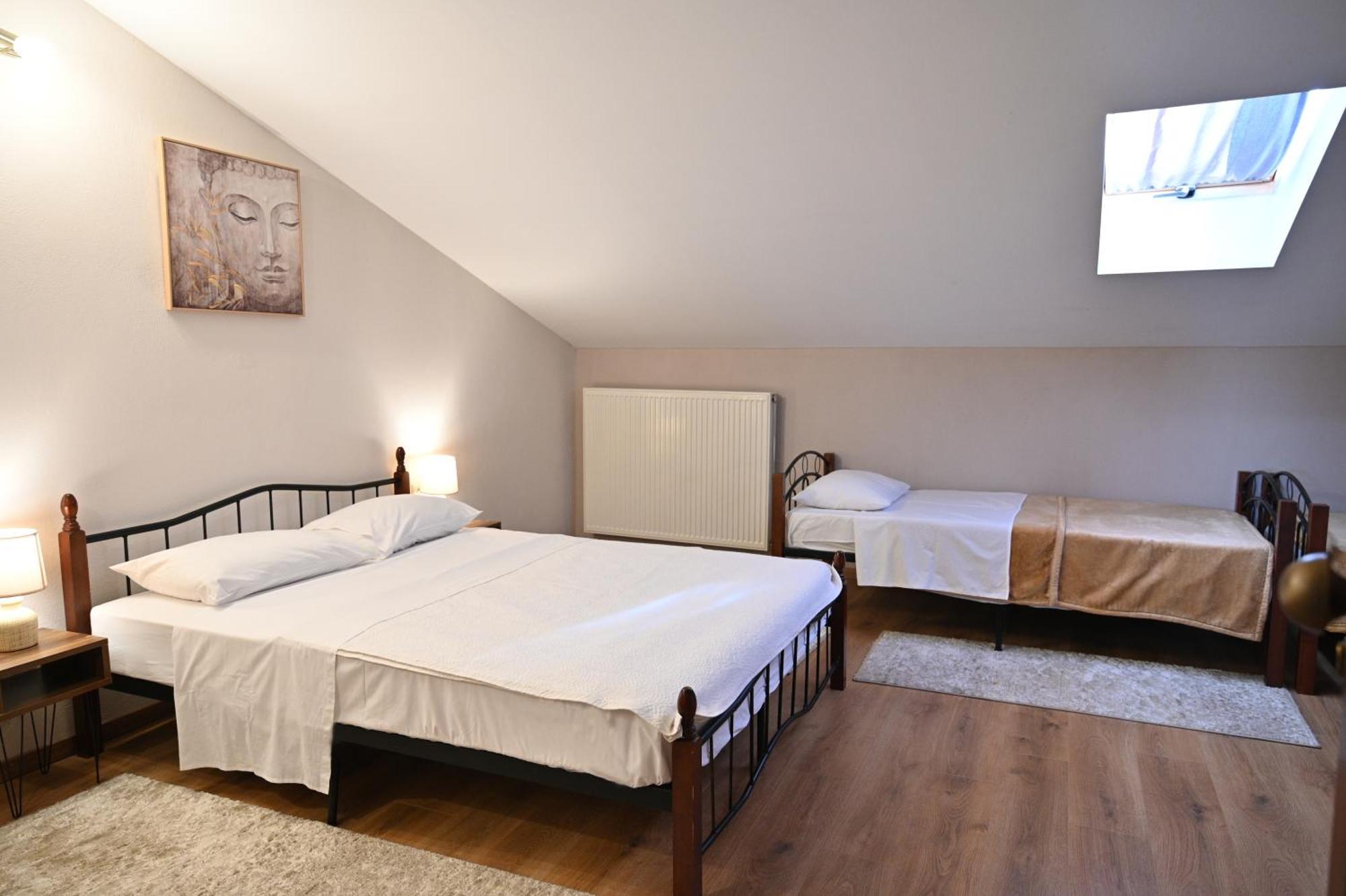 Hotel Agnanti Unique Hospitality 卡斯托里亚 外观 照片